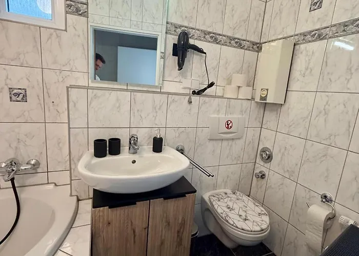 Apartment Modernes Im Herzen Von Wuerselen, Gemuetlich, Zentral & Mit Netflix Wurselen